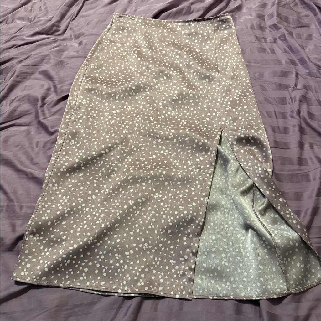 Abercrombie & Fitch Lilac Polka Dot Midi Skirt